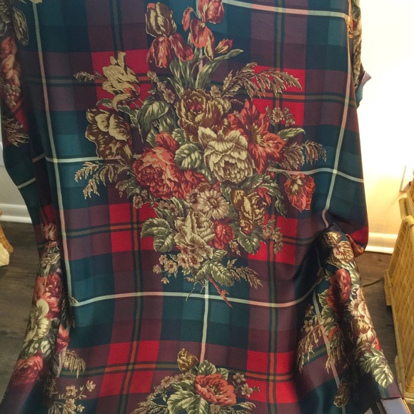 Ralph Lauren Classic Silk Scarf